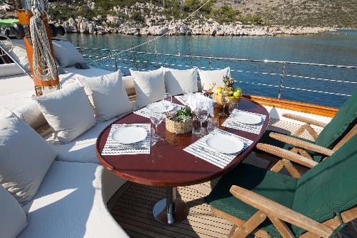 Dine with Stunning Views